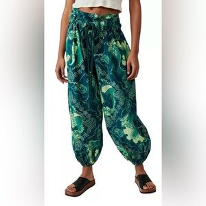 Free People After Glow Balloon Pants Green Paisley Boho Festival Lounge XS